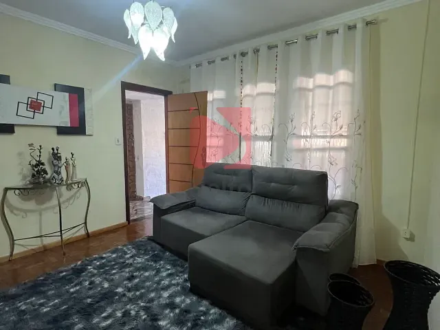 Casa 5 quartos e 3 banheiros, à venda, no bairro Vila Pinheiro em Pirassununga