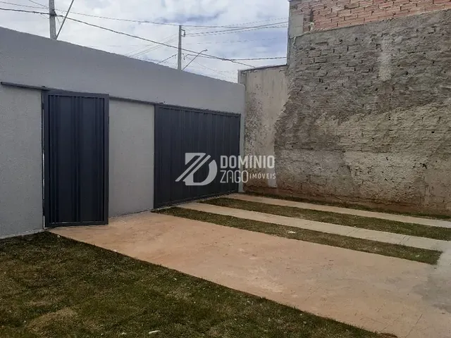 Casa com 250m² 2 quartos e 1 banheiro, à venda, no bairro Jardim Espírito Santo em Uberaba
