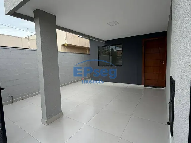 Casa com 128m² 3 quartos e 2 banheiros, à venda, no bairro Maria Lúcia em Londrina
