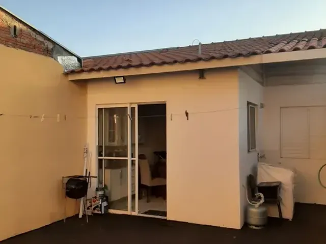 Casa 2 quartos e 2 banheiros, à venda, no bairro Loteamento Moradas Rio Preto em São José do Rio Preto