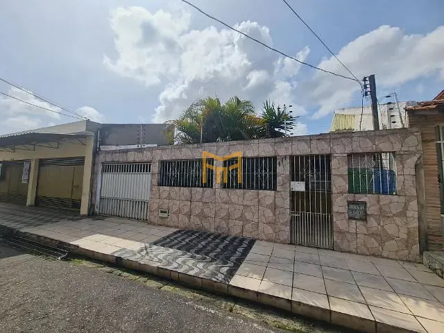 Casa com 200m² 3 quartos e 2 banheiros, à venda, no bairro Cidade Nova em Ananindeua