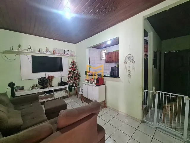 Casa com 200m² 3 quartos e 2 banheiros, à venda, no bairro Cidade Nova em Ananindeua