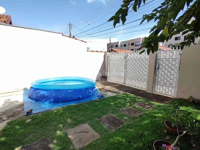 Casa com 250m² 3 quartos e 2 banheiros, à venda, no bairro Loteamento Santo Antonio em Jaguariúna
