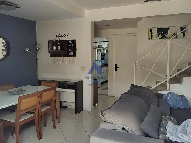 Casa 4 quartos e 3 banheiros, à venda, no bairro Vargem Pequena em Rio de Janeiro