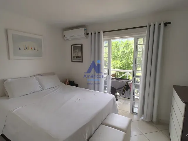Casa 4 quartos e 3 banheiros, à venda, no bairro Vargem Pequena em Rio de Janeiro