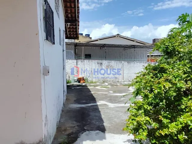 Casa 4 quartos e 3 banheiros, à venda, no bairro Pontal em Ilhéus