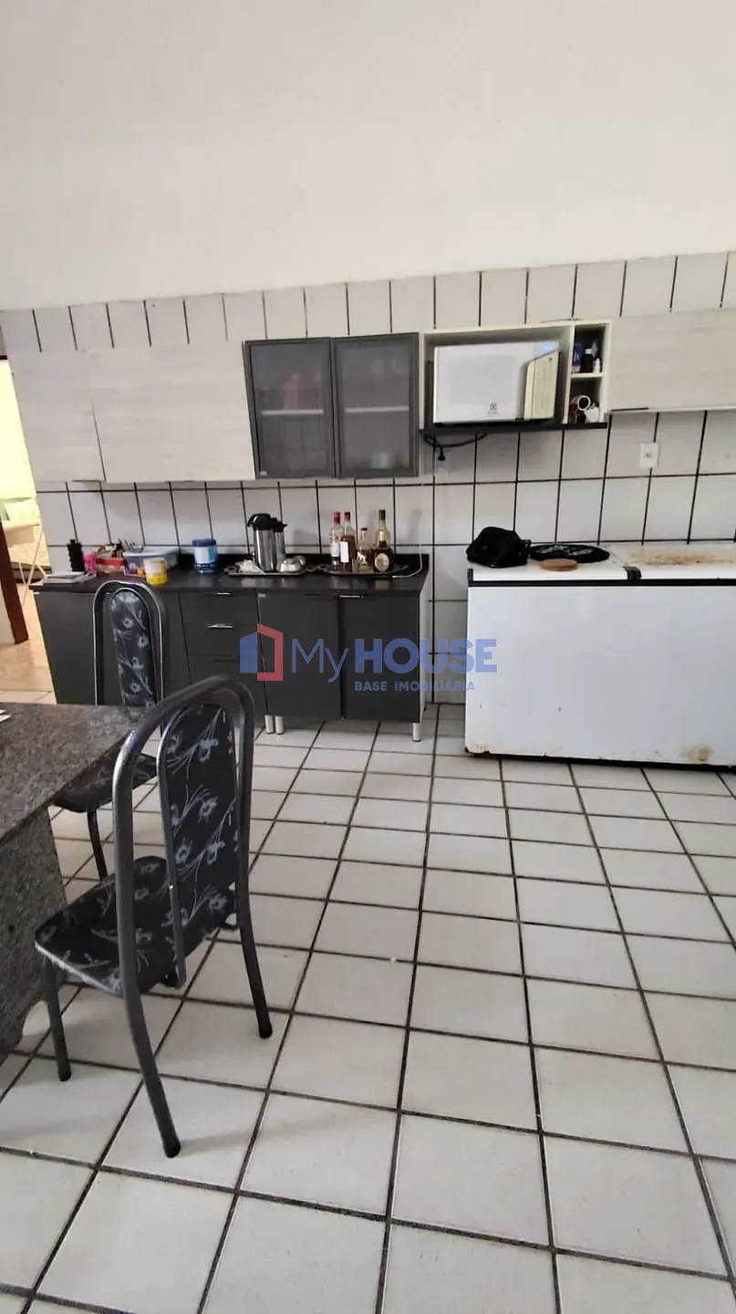 Casa, 4 quartos, 260 m² - Foto 13