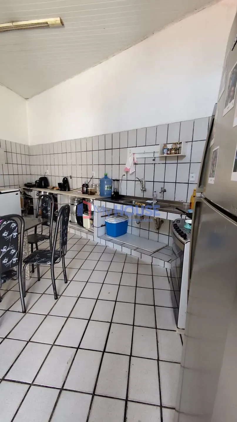 Casa, 4 quartos, 260 m² - Foto 11