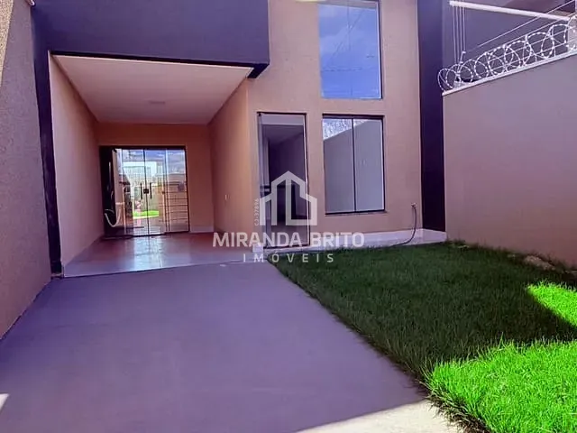 Casa 2 quartos e 3 banheiros, à venda, no bairro Setor Marista Sul em Aparecida de Goiânia