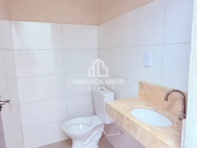 Casa 2 quartos e 3 banheiros, à venda, no bairro Setor Marista Sul em Aparecida de Goiânia