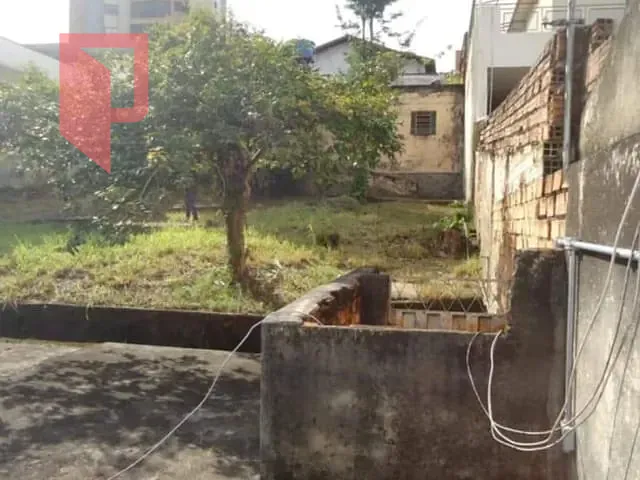 Casa com 360m², à venda, no bairro Caiçaras em Belo Horizonte
