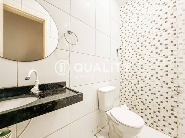 Casa com 130m² 3 quartos e 2 banheiros, à venda, no bairro Coaçu em Fortaleza