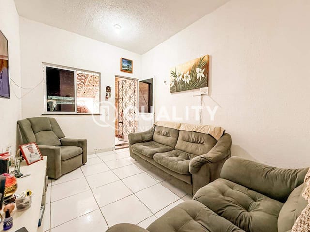 Casa com 130m² 3 quartos e 2 banheiros, à venda, no bairro Coaçu em Fortaleza