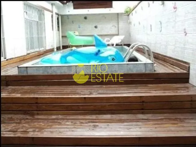 Casa com 370m² 6 quartos e 4 banheiros, à venda, no bairro Ano Bom em Barra Mansa