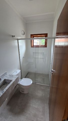 Casa 3 quartos e 3 banheiros, para alugar, no bairro Bel Recanto em Taubaté