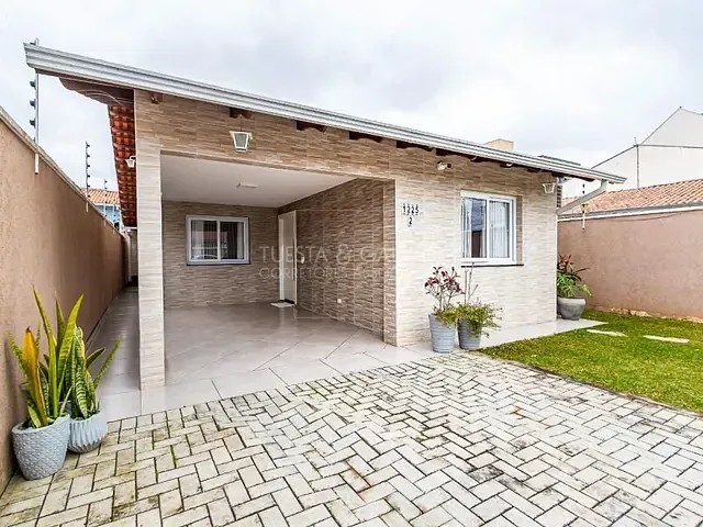 Casa com 112m² 3 quartos e 2 banheiros, à venda, no bairro Capão da Imbuia em Curitiba