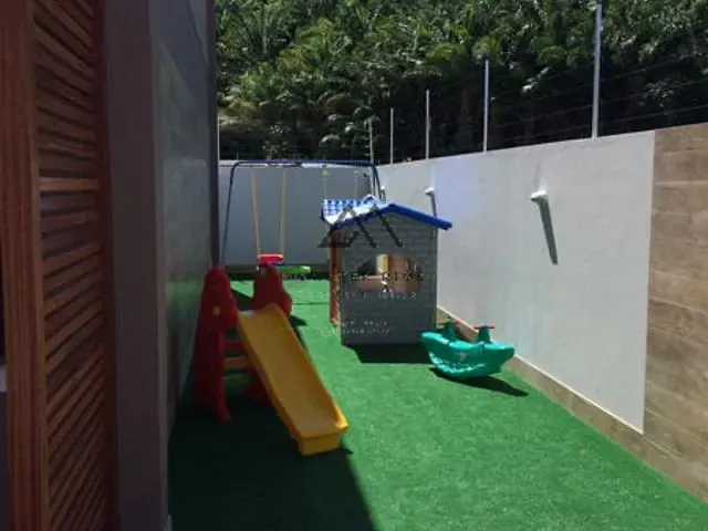 Casa 3 quartos e 2 banheiros, à venda, no bairro Nossa Senhora da Vitória em Ilhéus