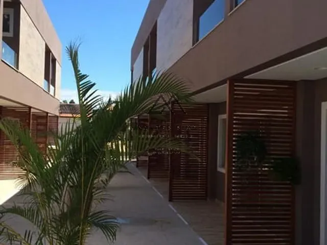 Casa 3 quartos e 2 banheiros, à venda, no bairro Nossa Senhora da Vitória em Ilhéus