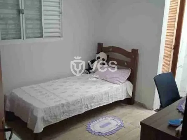 Casa com 305m² 2 quartos e 1 banheiro, à venda, no bairro Parque das Mangabeiras em Araxá