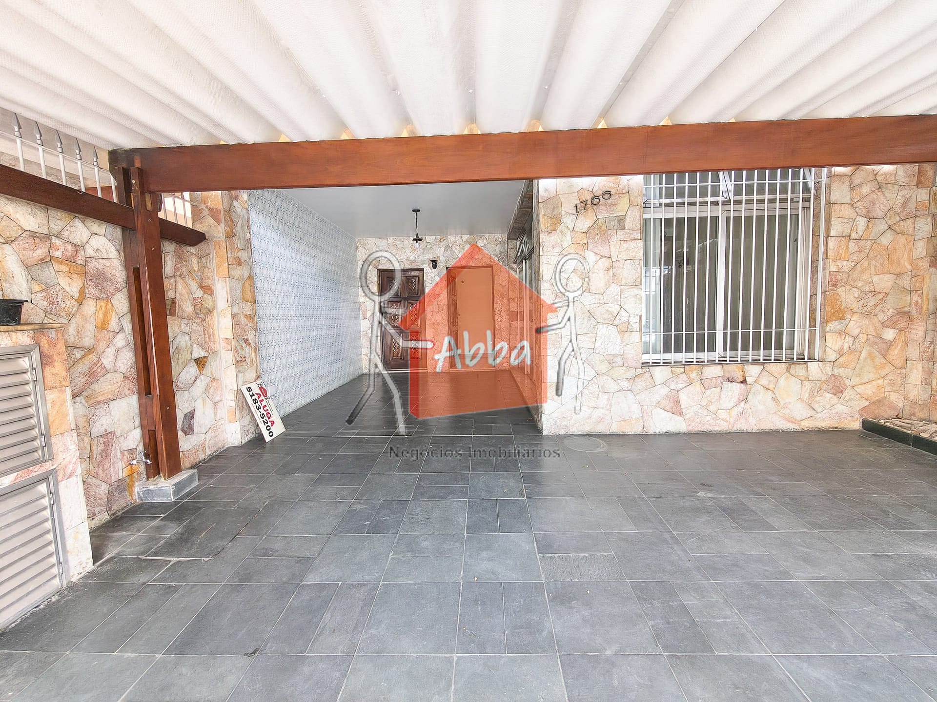 Casa, 4 quartos, 206 m² - Foto 2