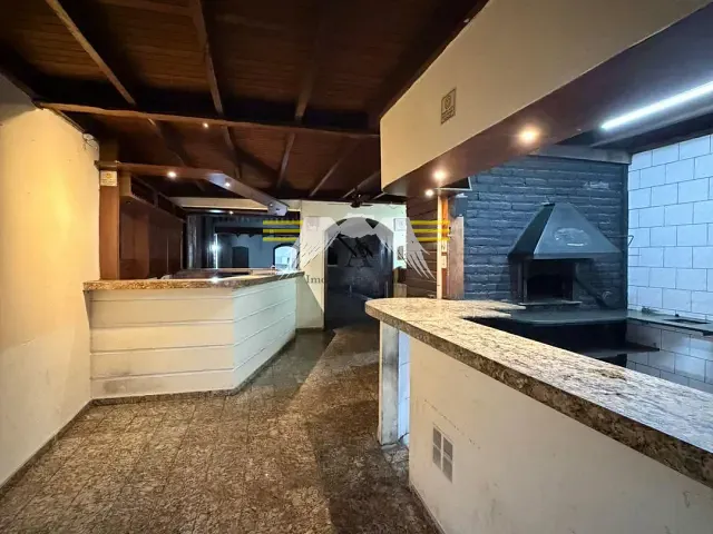 Prédio com 306m², à venda ou para alugar, no bairro Belém em São Paulo
