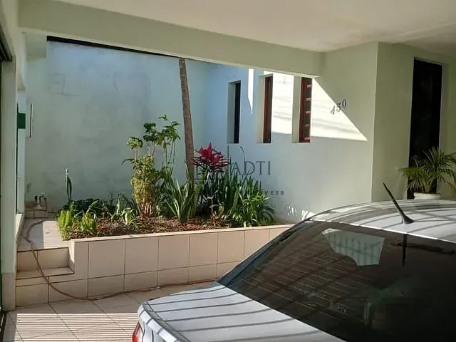 Casa 3 quartos e 2 banheiros, à venda, no bairro Centro em Poá