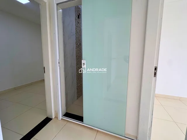 Casa 3 quartos e 1 banheiro, à venda ou para alugar, no bairro Vila Operária 2 em Apucarana