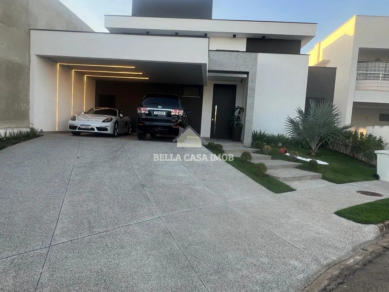 Casa à venda com 3 quartos, 225m² - Foto 12