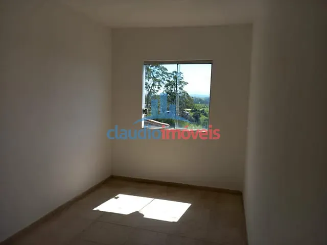 Casa 3 quartos e 3 banheiros, à venda, no bairro Loteamento da Chácara em Barra Mansa