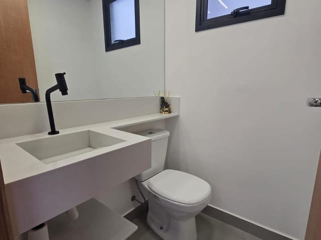 Casa com 150m² 3 quartos e 2 banheiros, à venda, no bairro Jardim Nathalie em Mogi das Cruzes