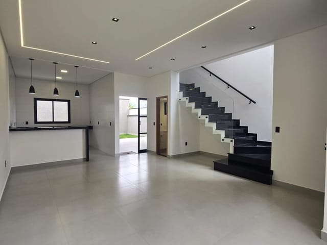 Casa com 150m² 3 quartos e 2 banheiros, à venda, no bairro Jardim Nathalie em Mogi das Cruzes