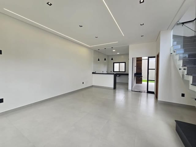 Casa com 150m² 3 quartos e 2 banheiros, à venda, no bairro Jardim Nathalie em Mogi das Cruzes