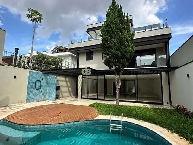 Casa 4 quartos e 7 banheiros, à venda, no bairro Jardim Paulista em São Paulo