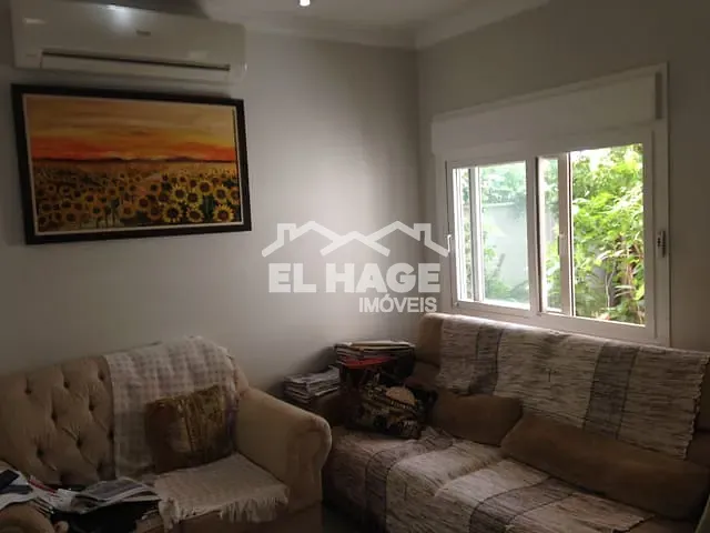 Casa com 545m² 5 quartos e 3 banheiros, à venda, no bairro Jardim Itália em Cuiabá