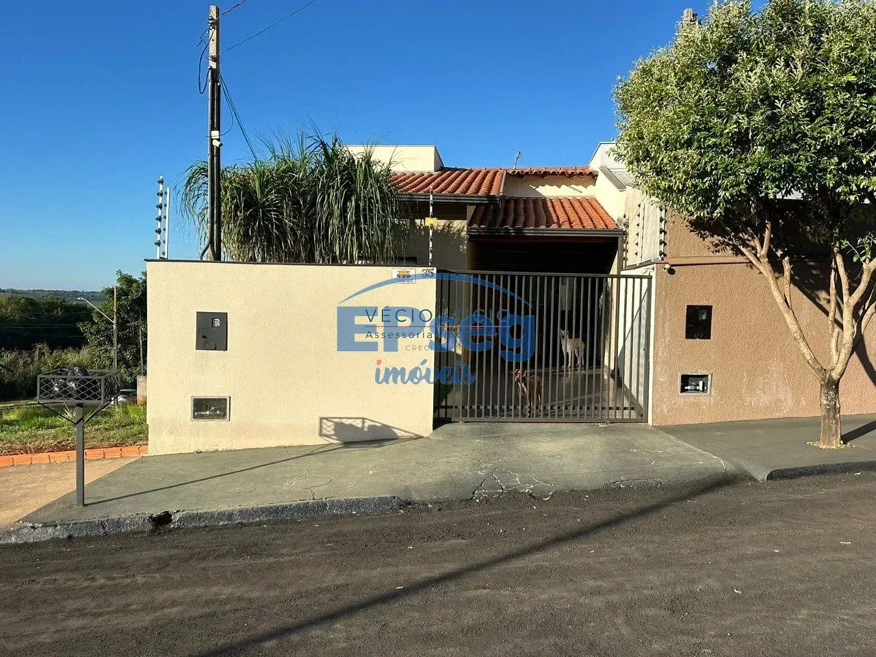 Casa, 3 quartos, 79 m² - Foto 1