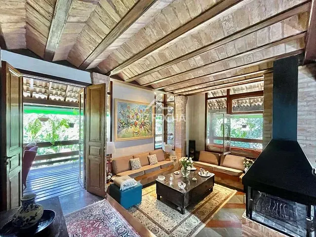 Casa com 3316m² 3 quartos e 4 banheiros, à venda, no bairro Pousada dos Bandeirantes em Carapicuíba