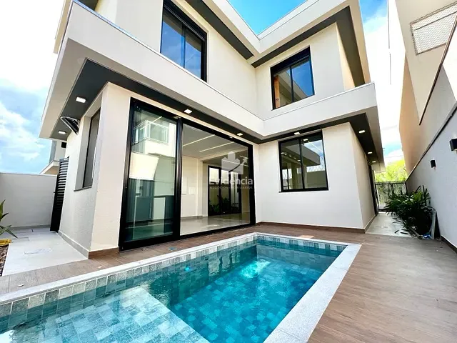 Casa com 253m² 4 quartos e 5 banheiros, à venda, no bairro Parque Tauá em Londrina