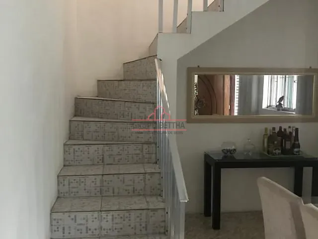 Casa com 150m² 3 quartos e 2 banheiros, à venda, no bairro Jardim Silveira em Barueri