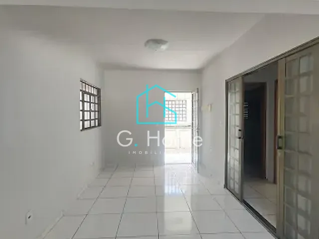 Casa com 280m² 3 quartos e 1 banheiro, à venda, no bairro Residencial Professora Marieta em Londrina