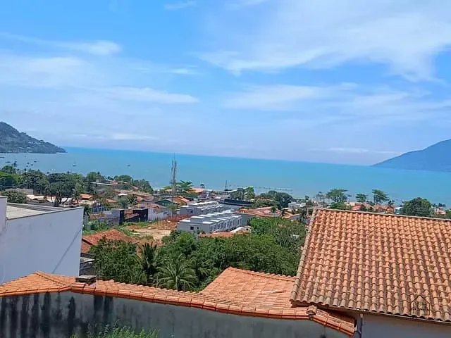 Casa com 462m² 3 quartos e 3 banheiros, à venda, no bairro São Francisco da Praia em São Sebastião