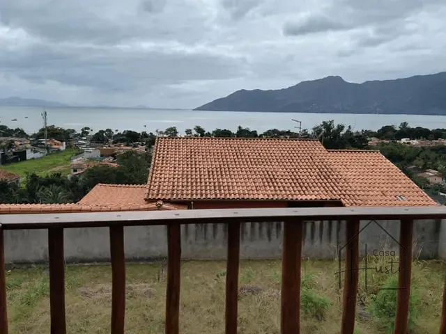 Casa com 462m² 3 quartos e 3 banheiros, à venda, no bairro São Francisco da Praia em São Sebastião