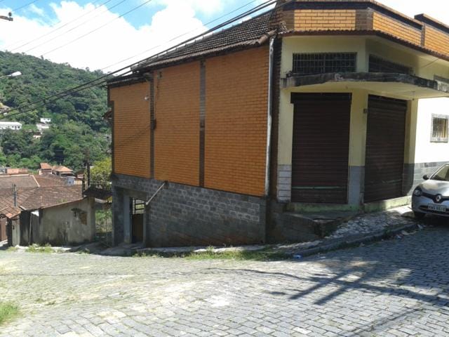 Casa à venda, no bairro São Sebastião em Petrópolis