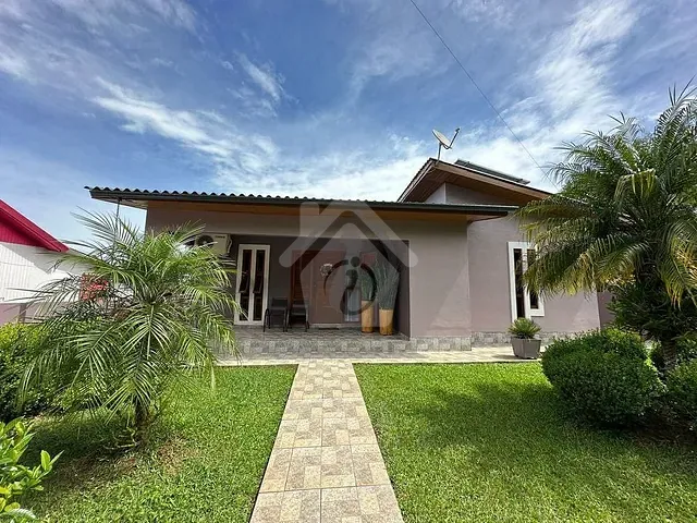 Casa com 210m² 3 quartos e 3 banheiros, à venda, no bairro Fazenda São José em Paverama