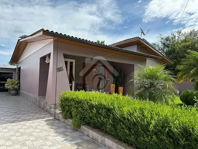 Casa com 210m² 3 quartos e 3 banheiros, à venda, no bairro Fazenda São José em Paverama