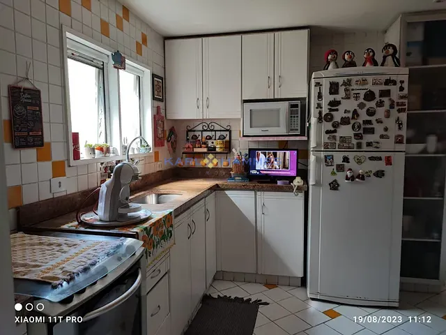 Casa 4 quartos e 3 banheiros, à venda, no bairro Simeria em Petrópolis