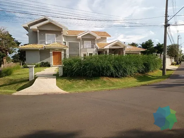 Casa com 890m² 3 quartos e 4 banheiros, à venda, no bairro Jardim Emicol em Itu