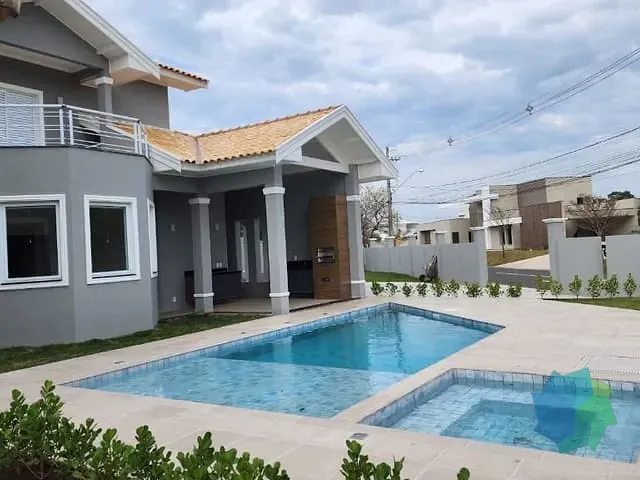 Casa com 890m² 3 quartos e 4 banheiros, à venda, no bairro Jardim Emicol em Itu