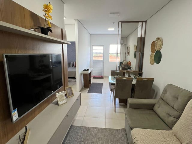 Casa com 200m² 2 quartos e 1 banheiro, à venda, no bairro Setor Comercial em Sinop