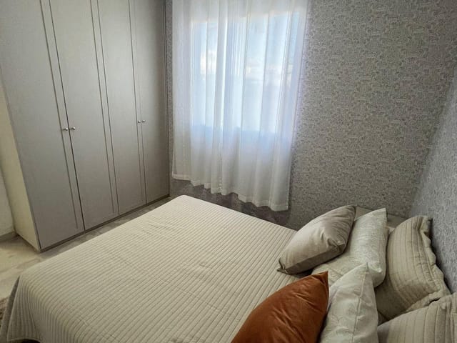 Casa com 200m² 2 quartos e 1 banheiro, à venda, no bairro Setor Comercial em Sinop