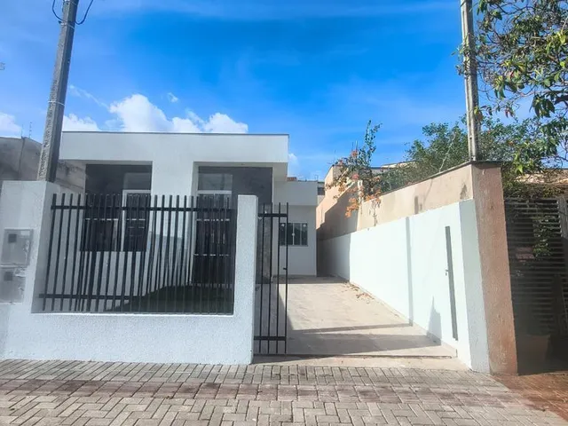 Casa com 70m² 2 quartos e 2 banheiros, à venda, no bairro Colúmbia em Londrina